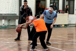 Básquet para ciegos en Córdoba: "Se trata de abrir un mundo de posibilidades" Básquet para ciegos en Córdoba: "Se trata de abrir un mundo de posibilidades"