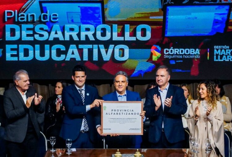 Córdoba es reconocida a nivel nacional por el Compromiso Alfabetizador