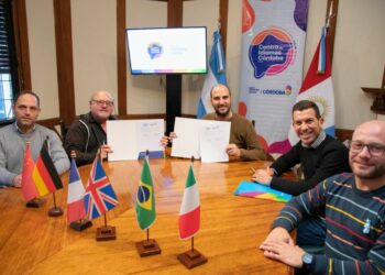 Los alumnos que tienen más de 35 años y cursen en los CENMA y CEIJA podrán inscribirse a los cursos del programa, sin límite de edad.