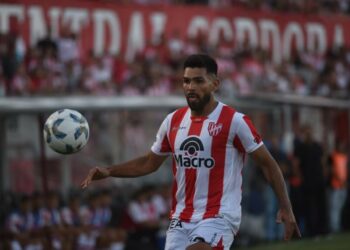 Silvio Romero interesa en la Primera Nacional