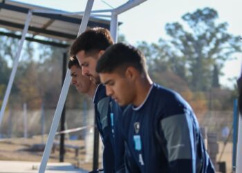 Racing define el equipo para enfrentar a Deportivo Madryn