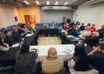 Cuarto intermedio hasta mañana entre la Municipalidad y el Suoem