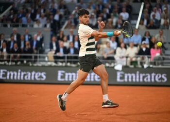 Alcaraz se metió en semis de Roland Garros
