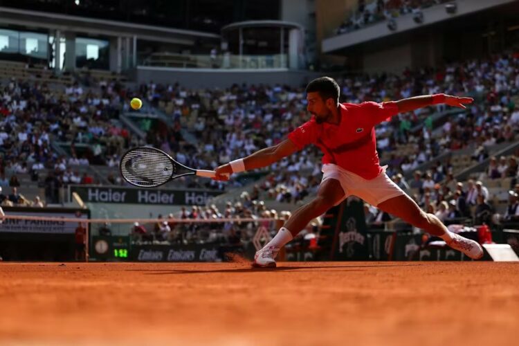 Djokovic y Alcaraz avanzaron a cuartos de Roland Garros
