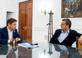 Kicillof y Massa se reunieron con intendentes para reforzar la campaña en el Conurbano