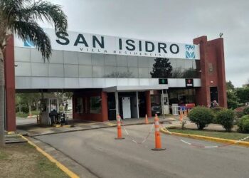 Vecinos denuncian el robo de un conmutador de alarma comunitaria durante obras de alumbrado