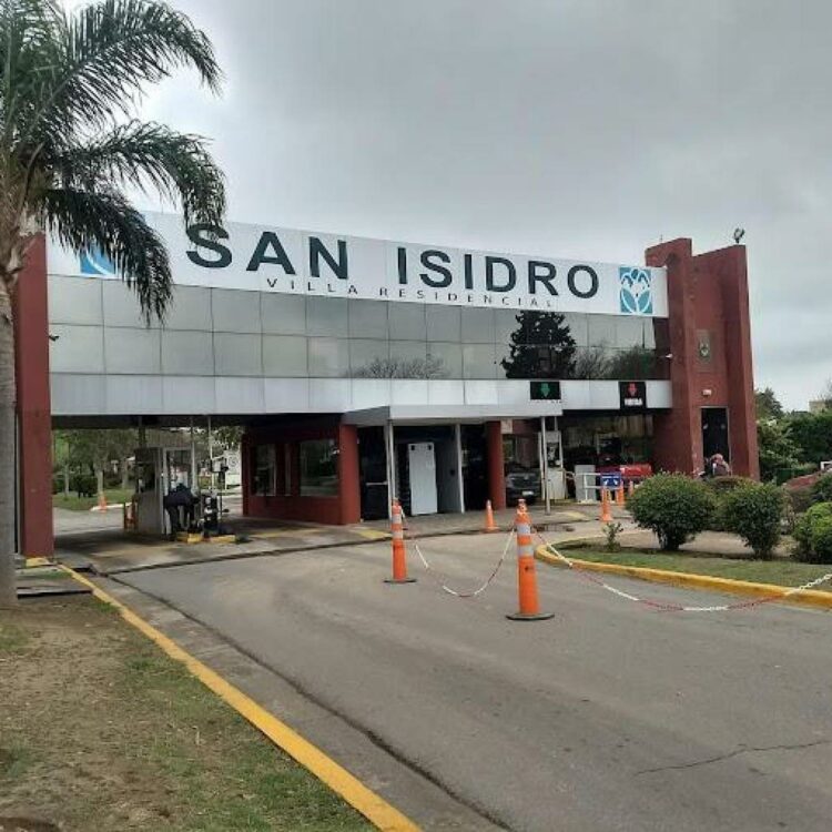 Vecinos denuncian robo de un conmutador de alarma comunitaria durante obras de alumbrado en Córdoba