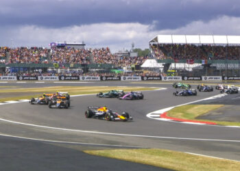 Colapinto abandonó el GP de Gran Bretaña por problemas mecánicos