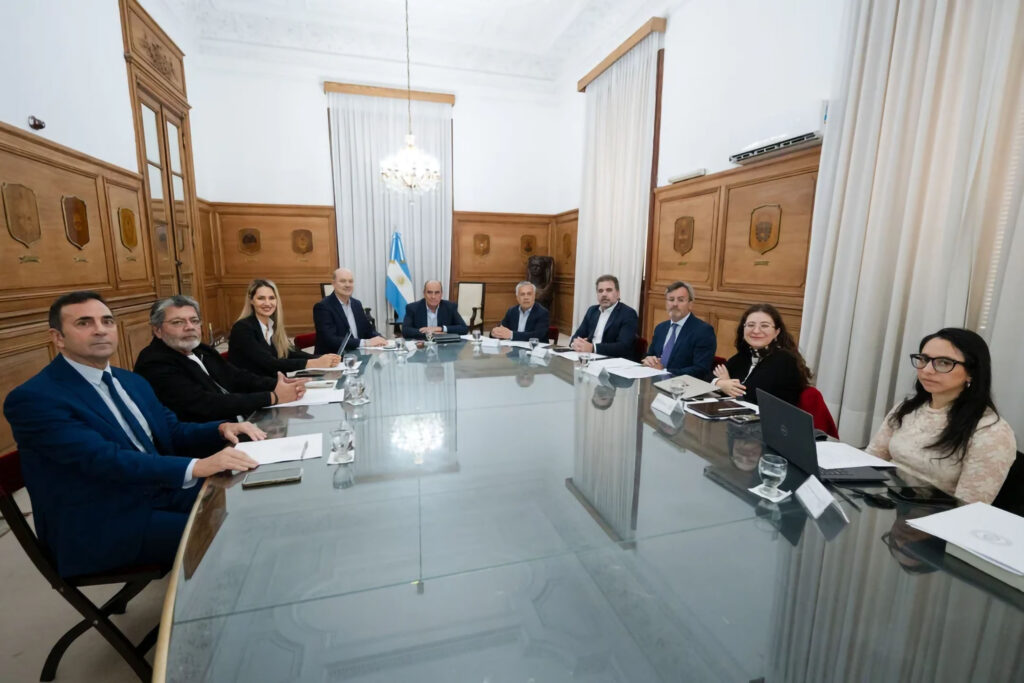Segunda reunión del Consejo de Mayo para debatir la reforma laboral