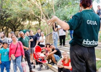 Cada actividad invita a observar, descubrir, imaginar y cuidar, promoviendo valores fundamentales para construir una ciudadanía comprometida con el ambiente.