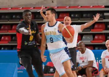 Argentina derrotó a Angola en el primer amistoso de preparación