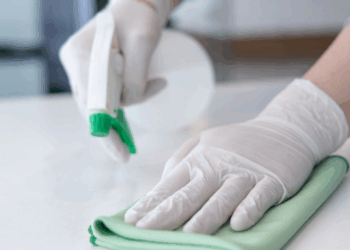 Aumento y bono para empleadas domésticas: cuánto cobran en julio, agosto y septiembre