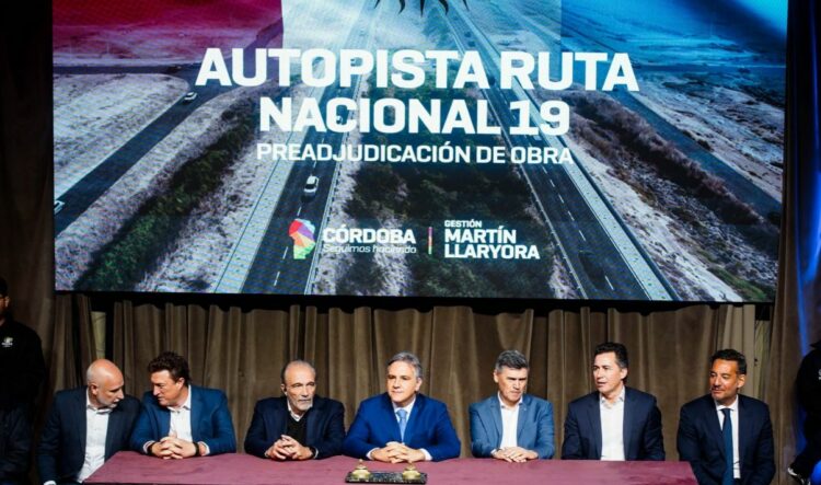 Autopista Ruta 19: Llaryora anuncia preadjudicación para completar tramo clave