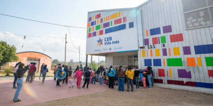 Centros de Encuentro Barrial (CEB)
