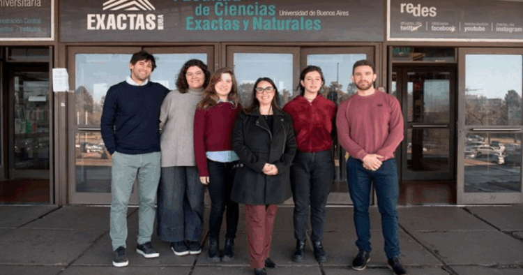 Foto: Mariana Piuri e integrantes de su laboratorio. Prensa Conicet.