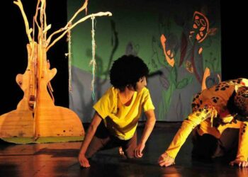 El Teatro Comedia celebra la década de «Nazario, el gurí del monte»