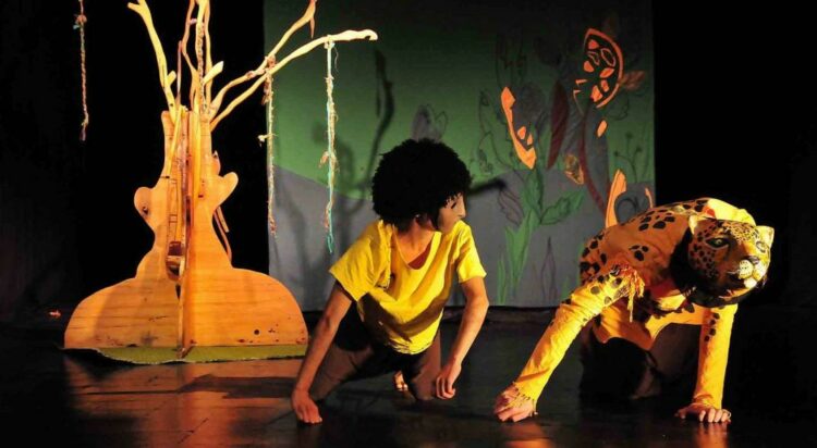 El Teatro Comedia celebra la década de "Nazario, el gurí del monte"