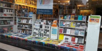 Un espacio dedicado a la escritura de la mano de Emilio Moyano