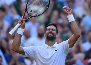 Djokovic y Sinner se medirán en las semis de Wimbledon