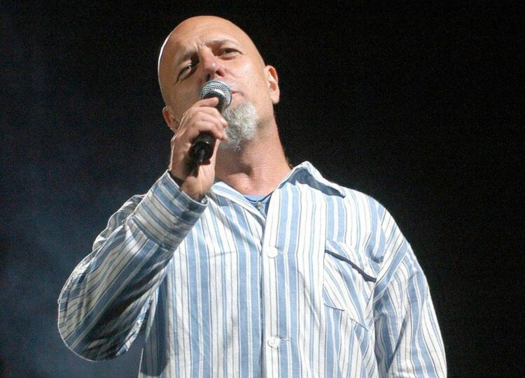 “Ya no lucho, hago lo que quiero”: Gustavo Cordera, íntimo y en movimiento