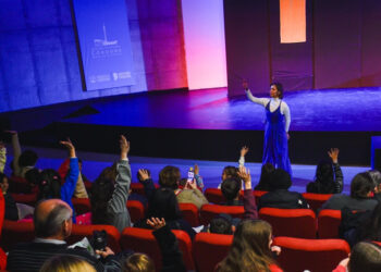 Hay propuestas artísticas ideales para disfrutar en familia durante el receso invernal.