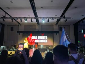 Derecha Fest: festejo tranquilo y discursos violentos
