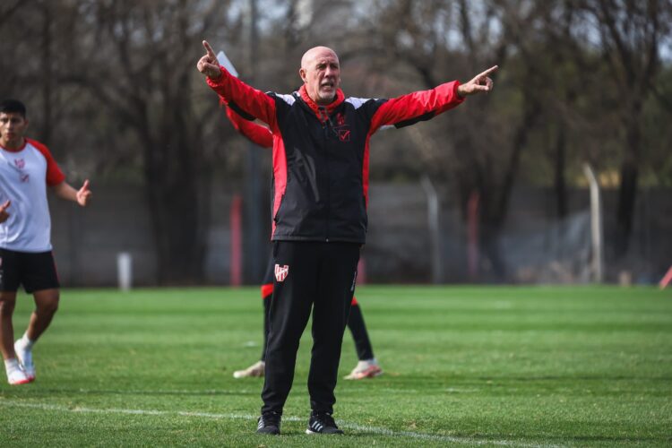 Instituto entrenó con la mente puesta en Vélez