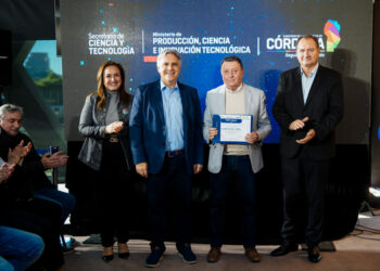 Fue en el marco de la entrega de aportes por 136 millones para 9 empresas beneficiarias del programa Córdoba 4.0, y 31 investigadores de proyectos seleccionados en el marco del Programa Integral de Financiamiento a la Investigación.