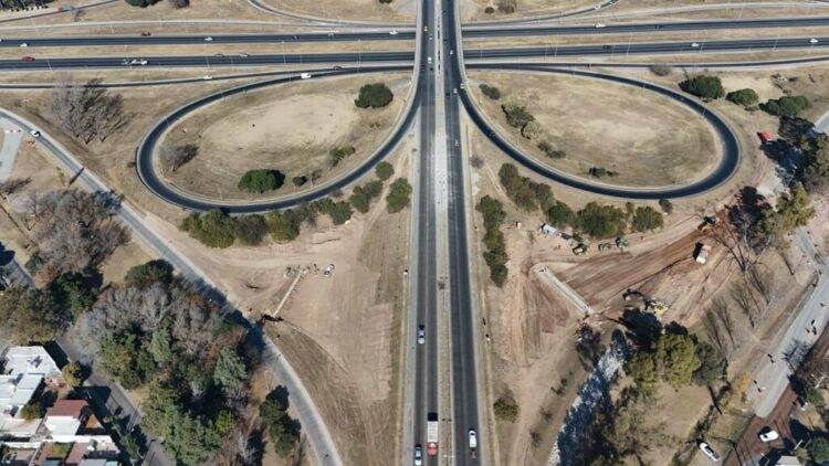 La calzada entrante a Córdoba se transformará en bidireccional a lo largo de 250 metros.