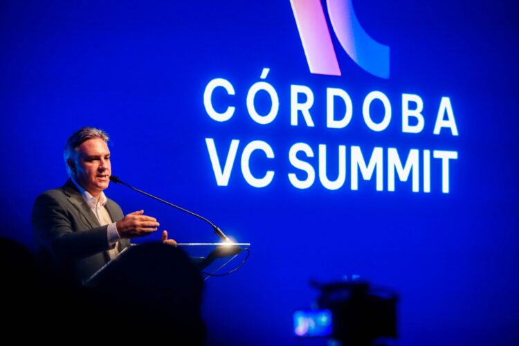 Llaryora adelantó que enviará un proyecto de ley a la Legislatura para la creación de dicha partida.
