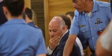 No hay dos sin tres / Sin freno ni techo