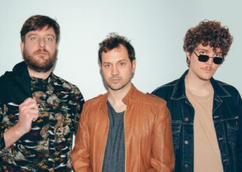 Rayos Láser vuelve a Córdoba para presentar su nuevo disco «Ya No Estoy Aquí»