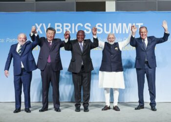 Reflexión de una lectora: las consecuencias del rechazo de los BRICS para Argentina