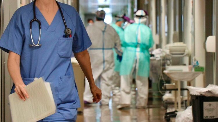 El Ministerio de Salud cambia el reglamento de Residencias Médicas.