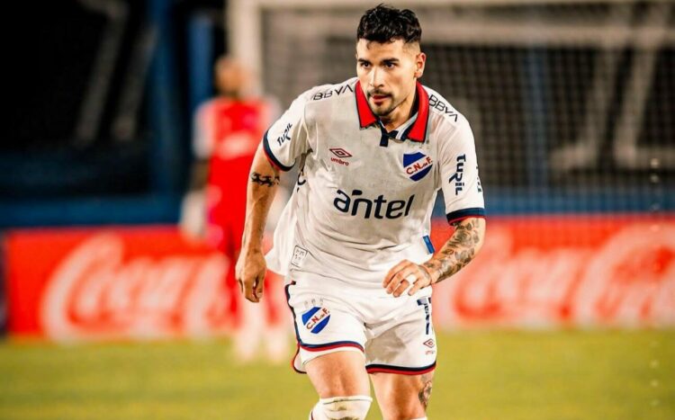 Talleres aceleró por Gabriel Báez y busca un 9