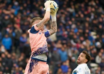 Talleres aguantó con uno menos y empató sin goles ante Godoy Cruz