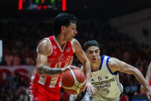 Instituto ganó y la Liga se define el domingo en La Bombonerita