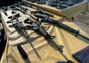 Ocho detenidos y un arsenal de guerra secuestrado en Córdoba y Unquillo