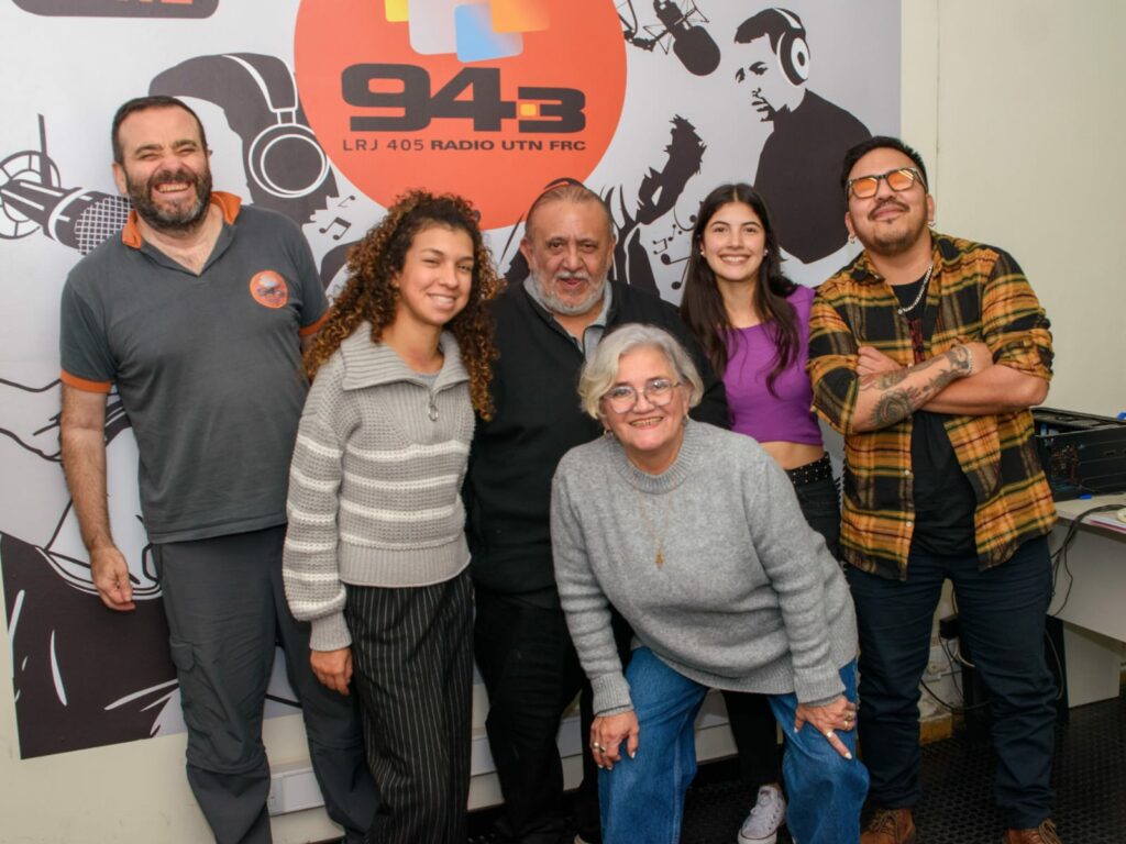 Una fusión de radio y teatro en el Festival Pensar con Humor