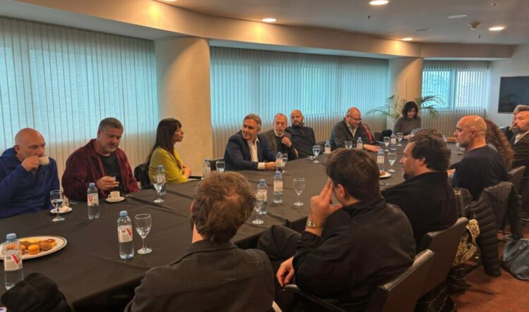 Llaryora: “Queremos que en Córdoba el cine sea una industria”.