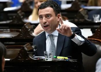 De Loredo desafió a Llaryora a que baje la presión tributaria al campo cordobés