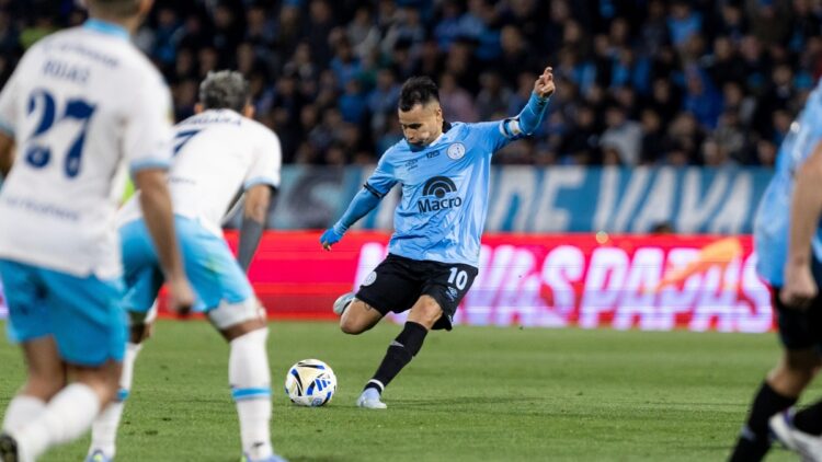 Belgrano perdió ante Racing en el Gigante de Alberdi