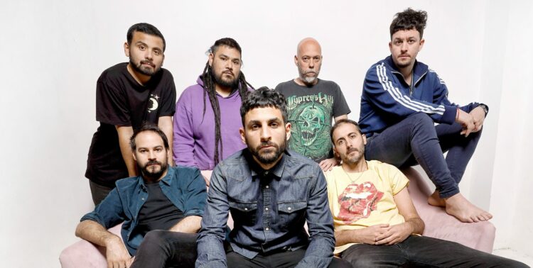 Integrantes de la banda: Cristian Tamanaha, Diego Chiaradía, Federico Fassa, Gonzalo Pascual, Martín Libonati, Maxi Vera y Rómulo Tomaselli.