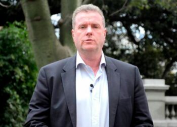 Propone eliminar las jubilaciones de privilegio para ex presidentes y jueces de la Corte