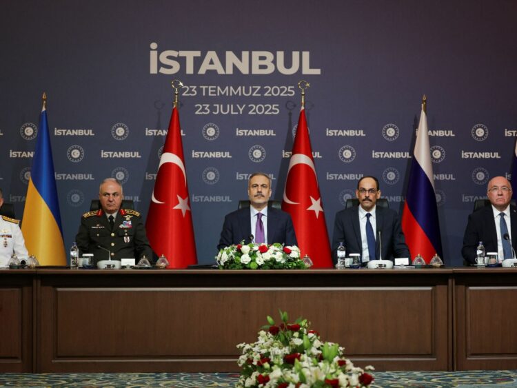 Rusia y Ucrania acuerdan nuevo intercambio de prisioneros; Kiev propone reunión Zelenski-Putin en presencia de Erdogan y Trump.