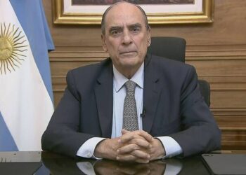 Francos: Hay gobernadores que quieren acordar con nosotros