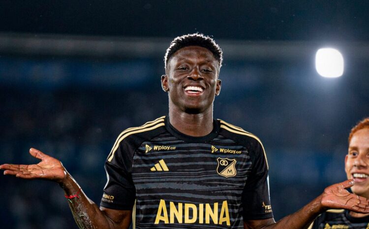 Jhon Emerson Córdoba llega a Instituto