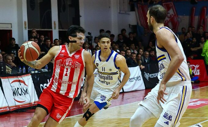 Instituto derrotó a Boca en el cuarto juego e igualó la final