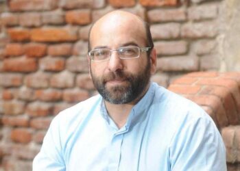 “El ángel de la docta”: un documental sobre la lucha del Padre Mariano Oberlin