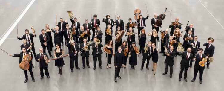 La Orquesta Sinfónica de Cordoba intepretará junto a el Coro de Camara y el Coro Polifónico la Sinfonía Nº2.
